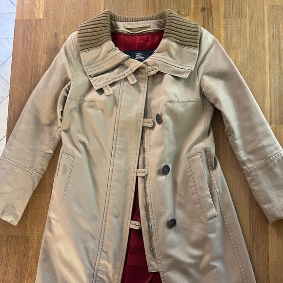 Authentic Burberry trench coat - Picture 1 of 13